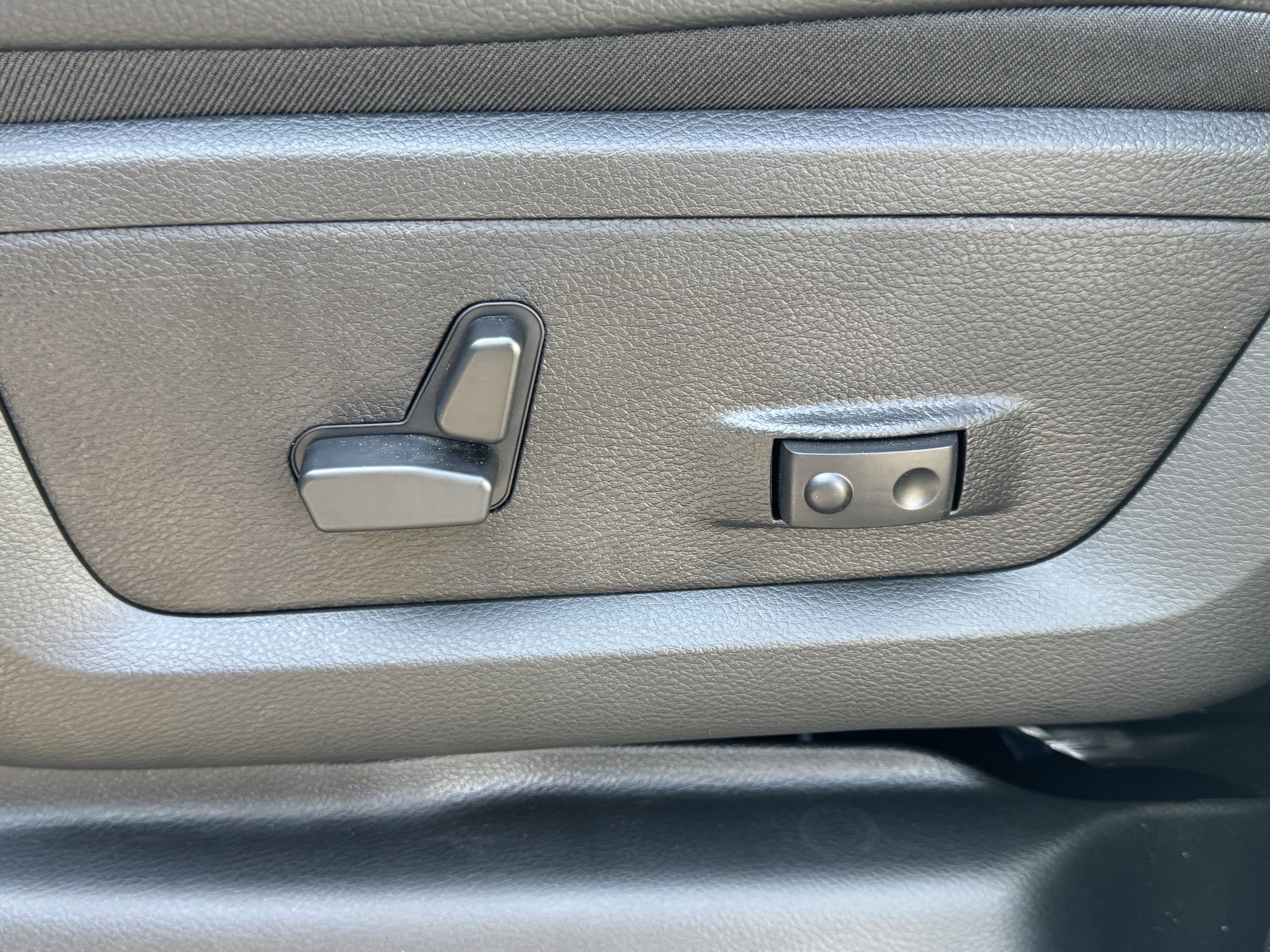 New 2026 RAM 3500 Laramie image 24