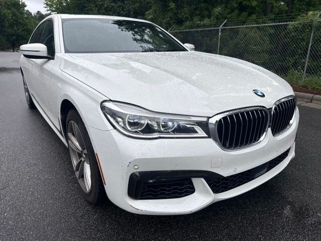 Used 2016 BMW 750i xDrive AWD/4WD image 3