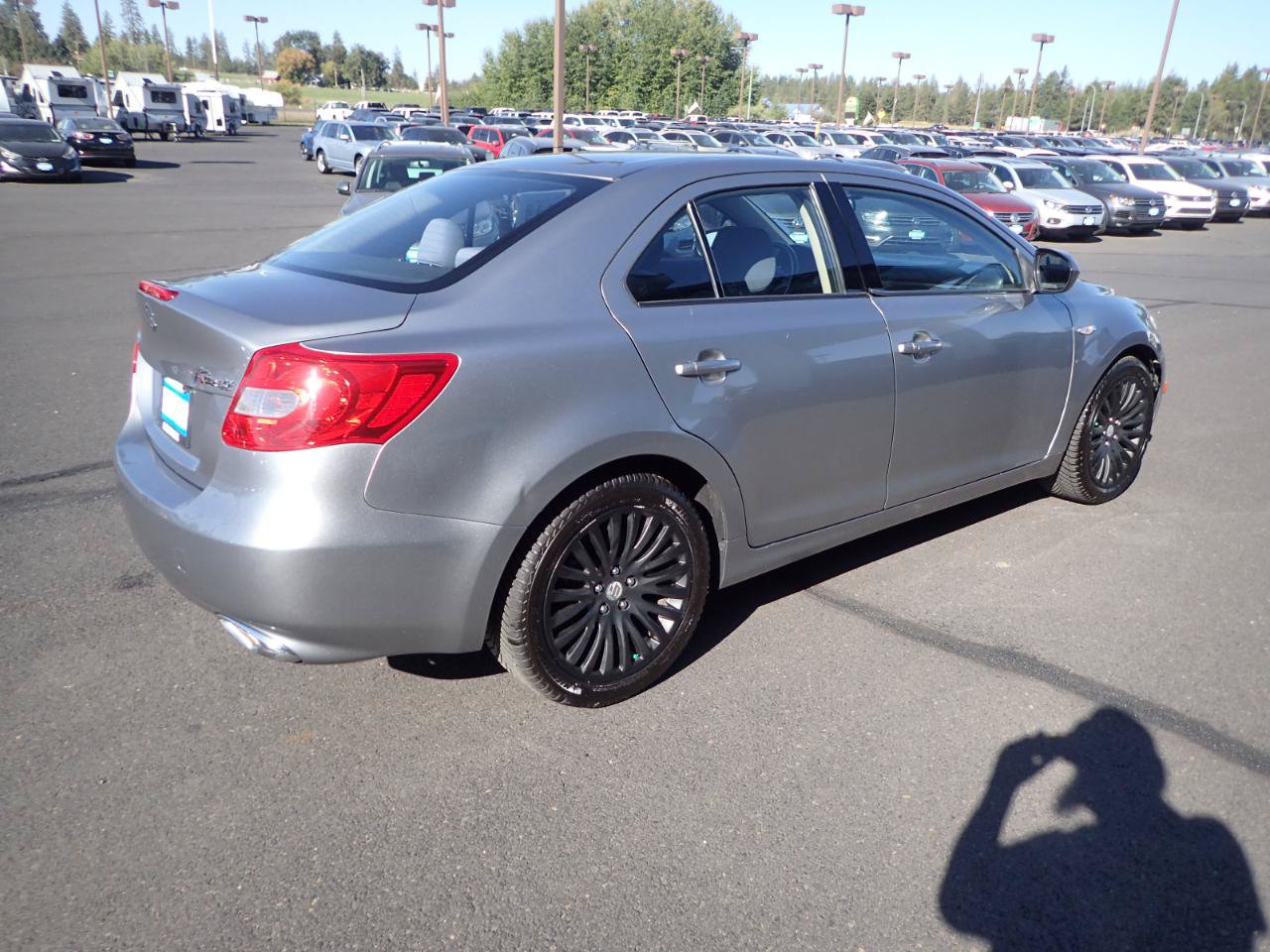 Used 2012 Suzuki Kizashi SE FWD image 5