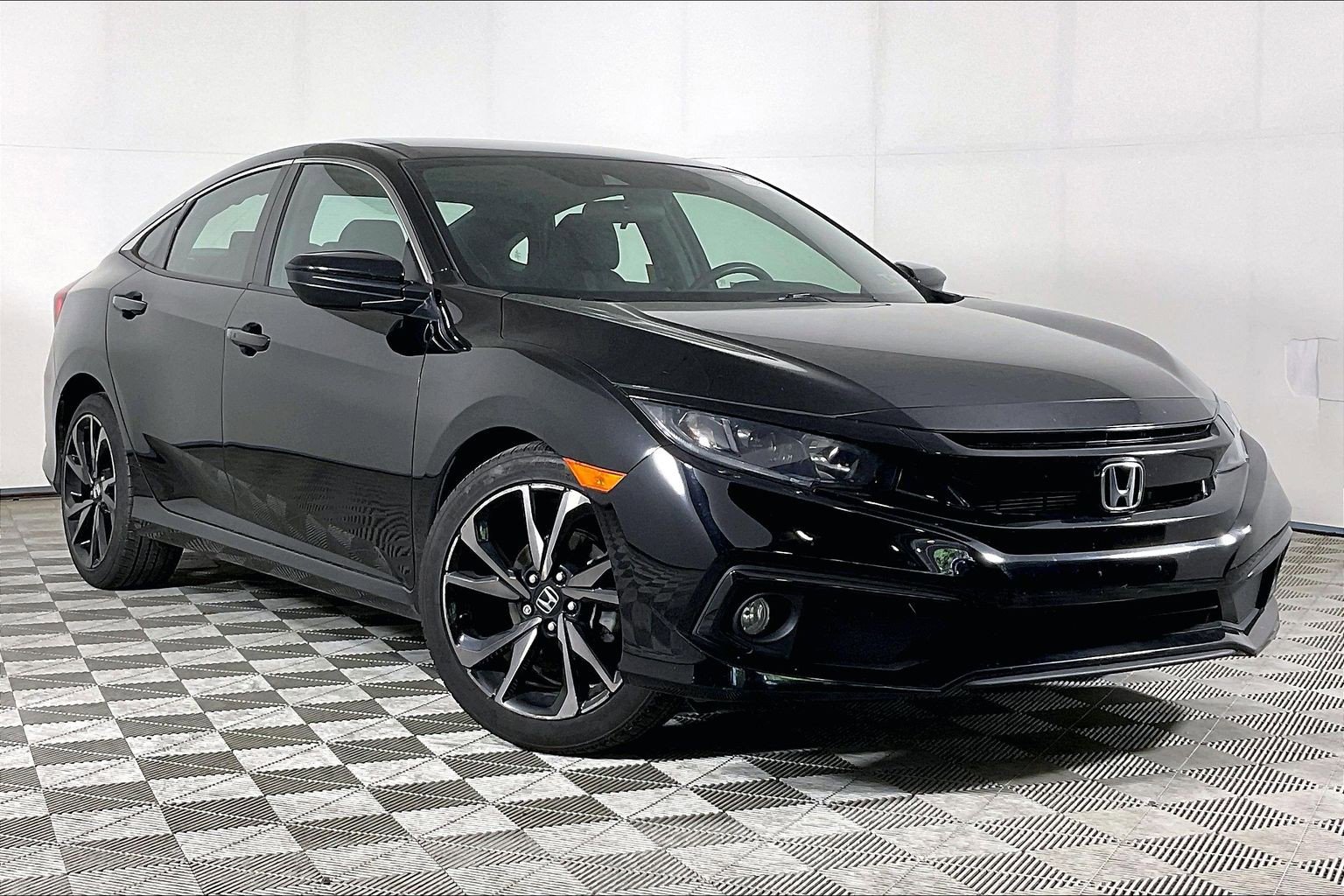 Used 2021 Honda Civic Sport image 1