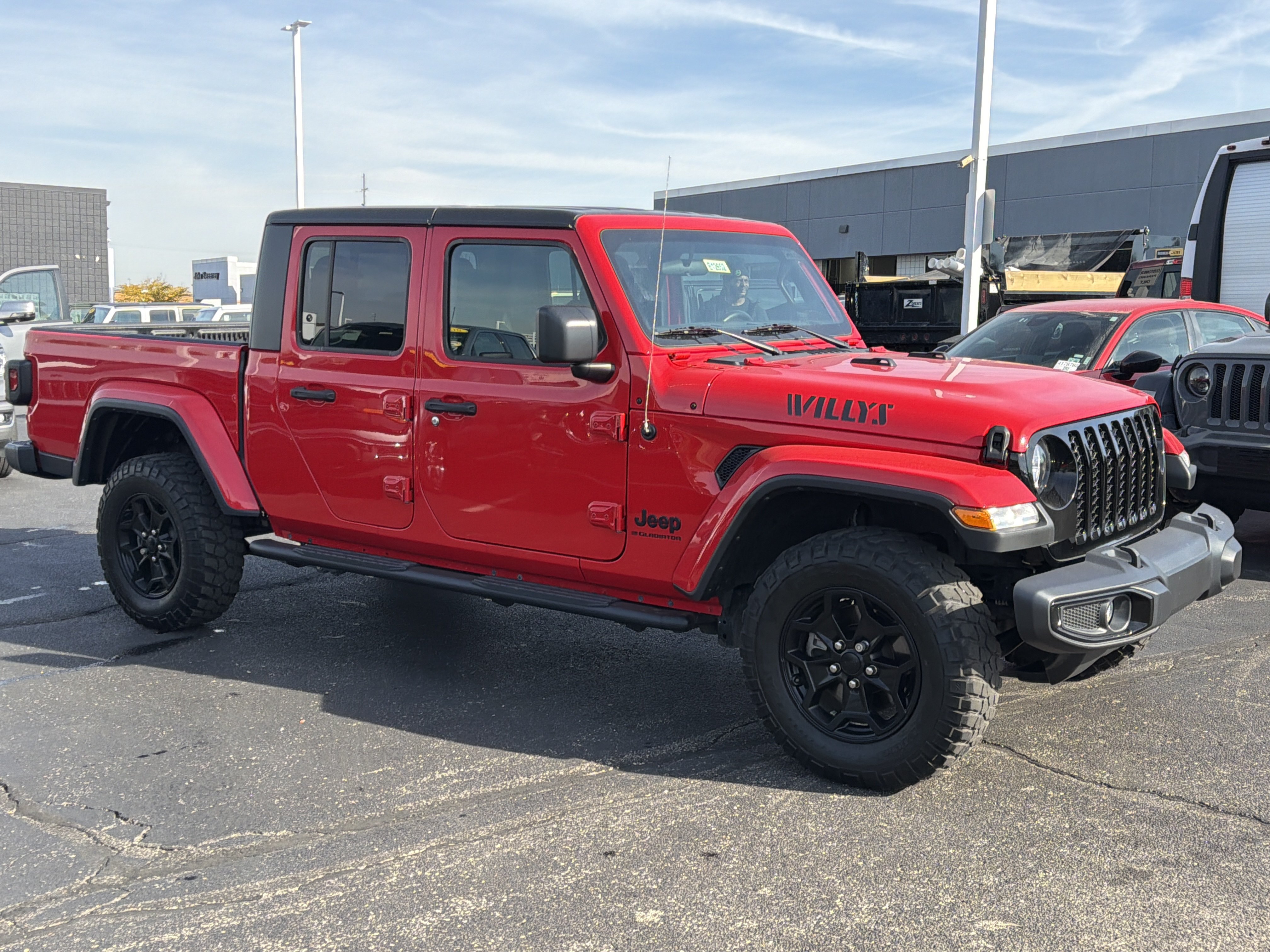 Used 2023 Jeep Gladiator Sport AWD/4WD image 11