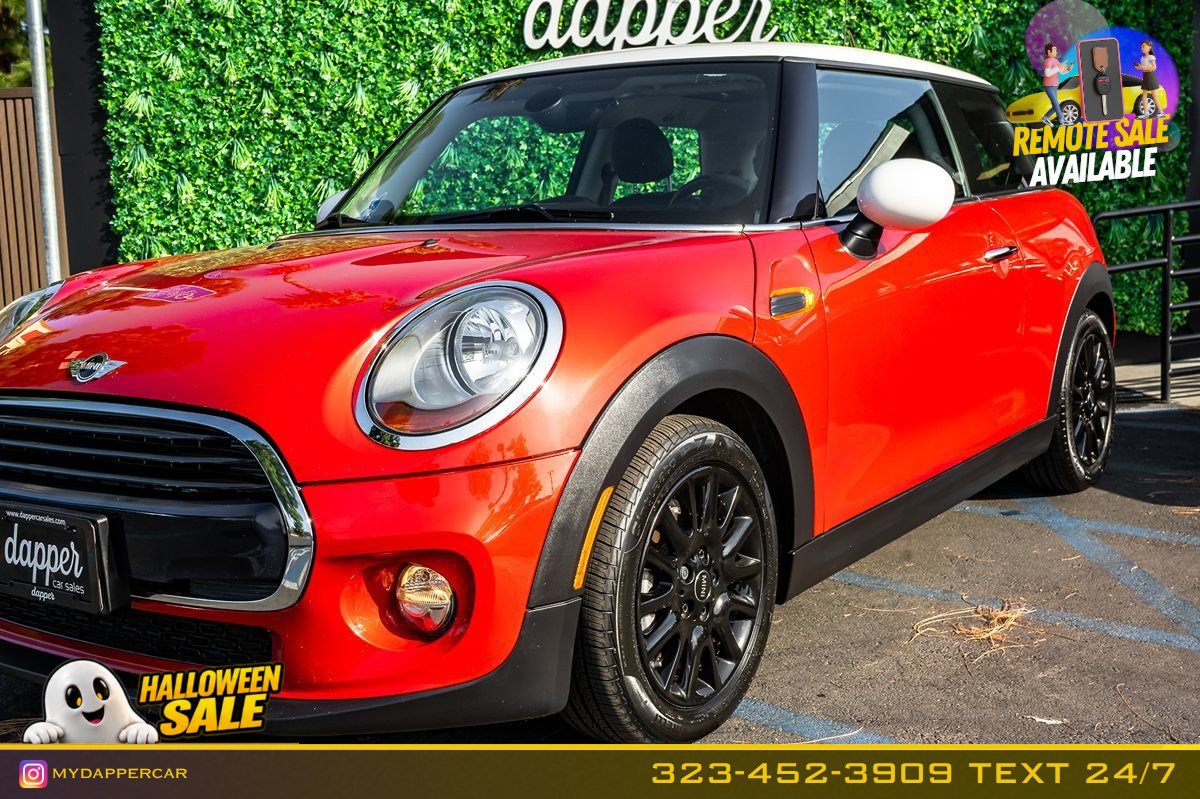 Used 2017 MINI Cooper 2-Door Hardtop FWD image 2