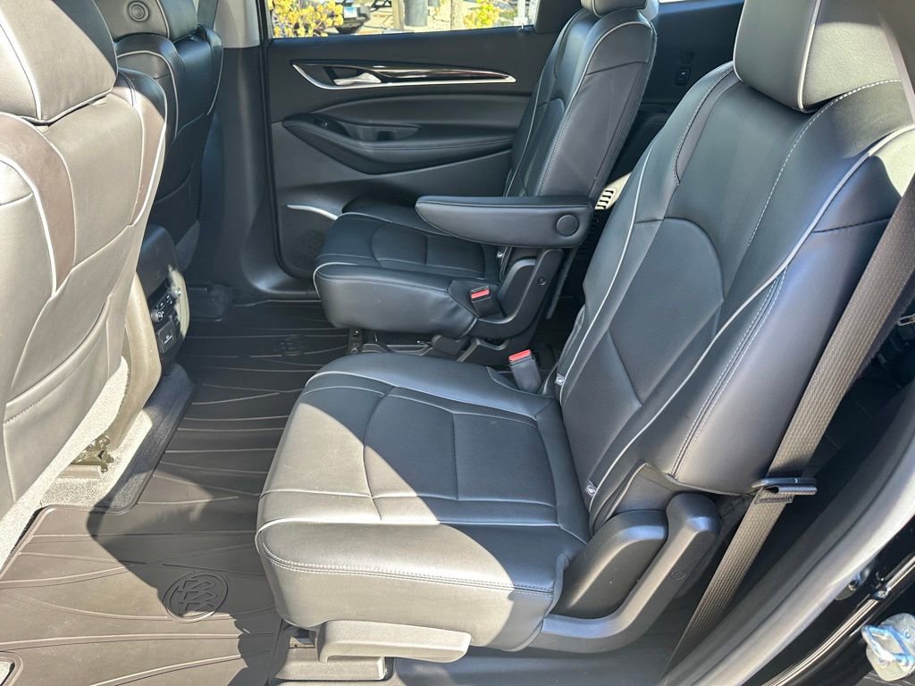 Used 2019 Buick Enclave Avenir w/ Avenir Technology Package image 13