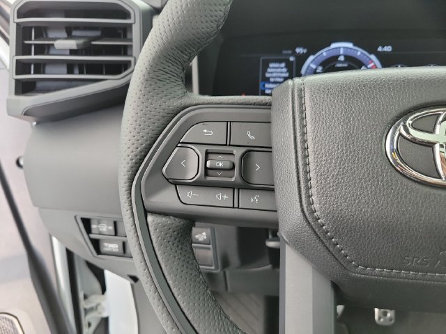 Used 2025 Toyota Sequoia TRD Pro AWD/4WD image 23