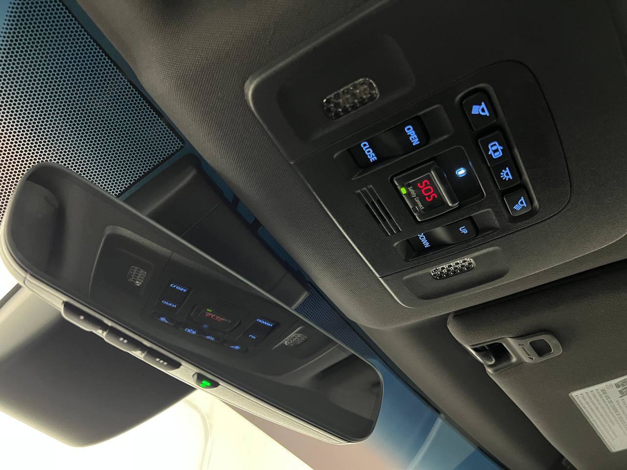 Used 2019 Toyota Avalon XSE w/ Carpet Mat Package FWD image 25