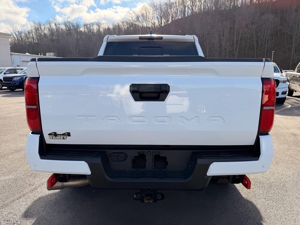 Used 2024 Toyota Tacoma TRD Off-Road w/ TRD Off Road Upgrade Package image 6