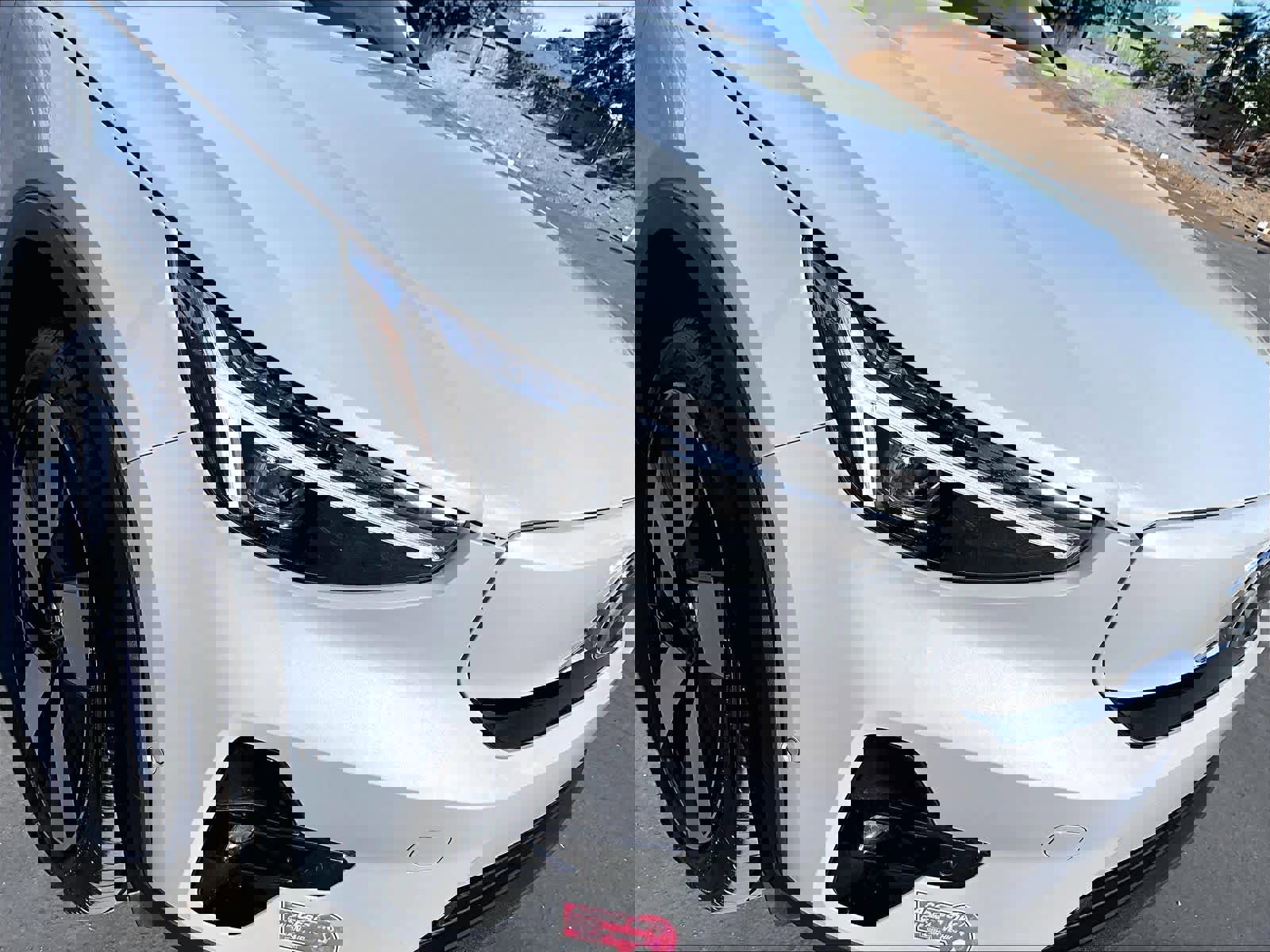 Used 2024 Volvo XC40 Recharge Plus w/ Protection Package Premier image 31