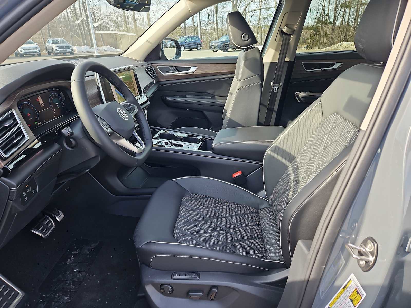 New 2026 Volkswagen Atlas SEL Premium R-Line AWD/4WD image 10