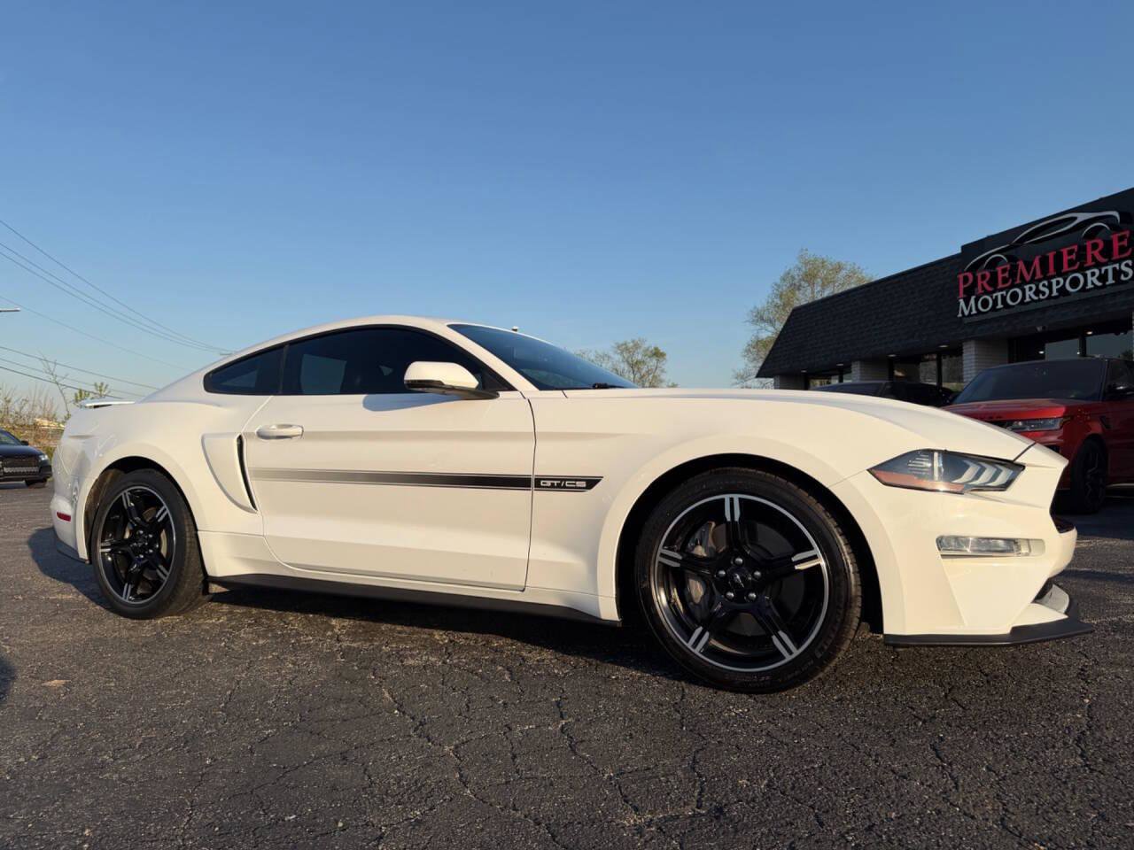 Used 2019 Ford Mustang GT Premium w/ Equipment Group 401A RWD image 21