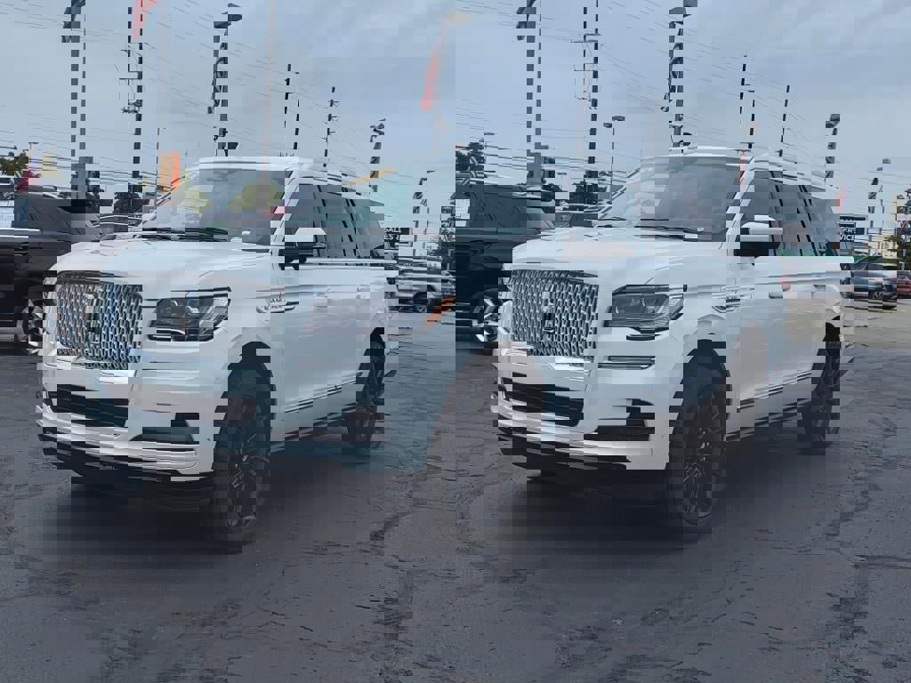 New 2023 Lincoln Navigator L Reserve image 26