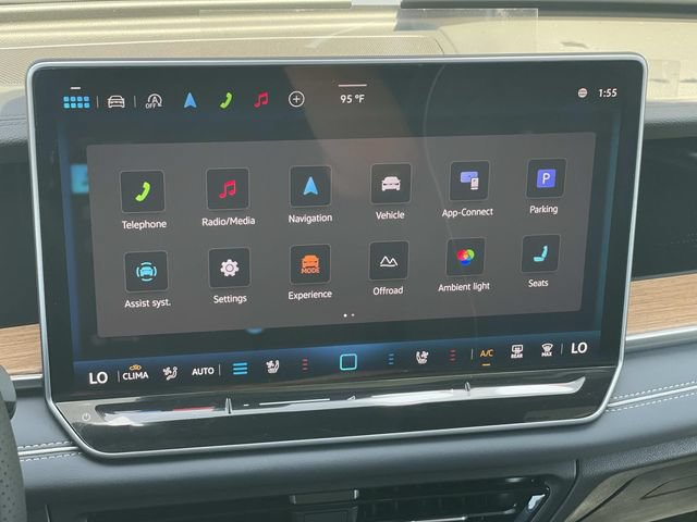 New 2026 Volkswagen Tiguan SEL R-Line AWD/4WD image 12