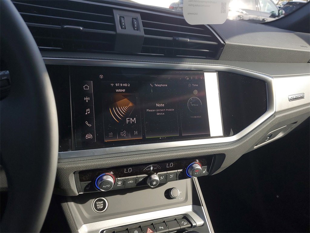 New 2025 Audi Q3 2.0T Premium image 10