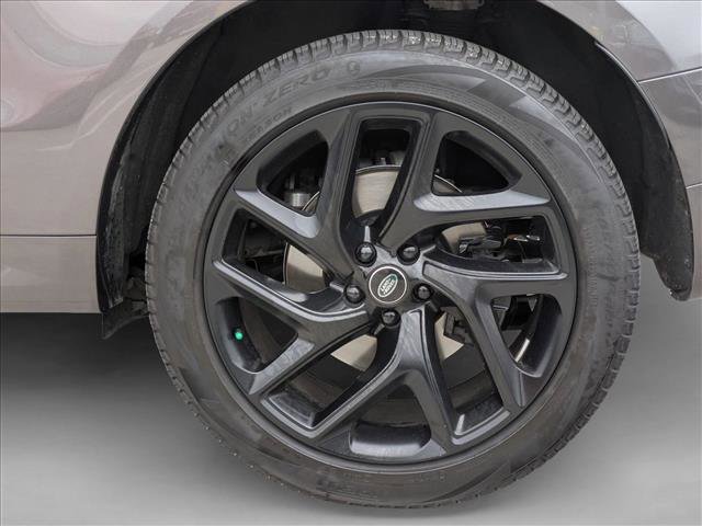 Used 2024 Land Rover Range Rover Sport Dynamic SE AWD/4WD image 9