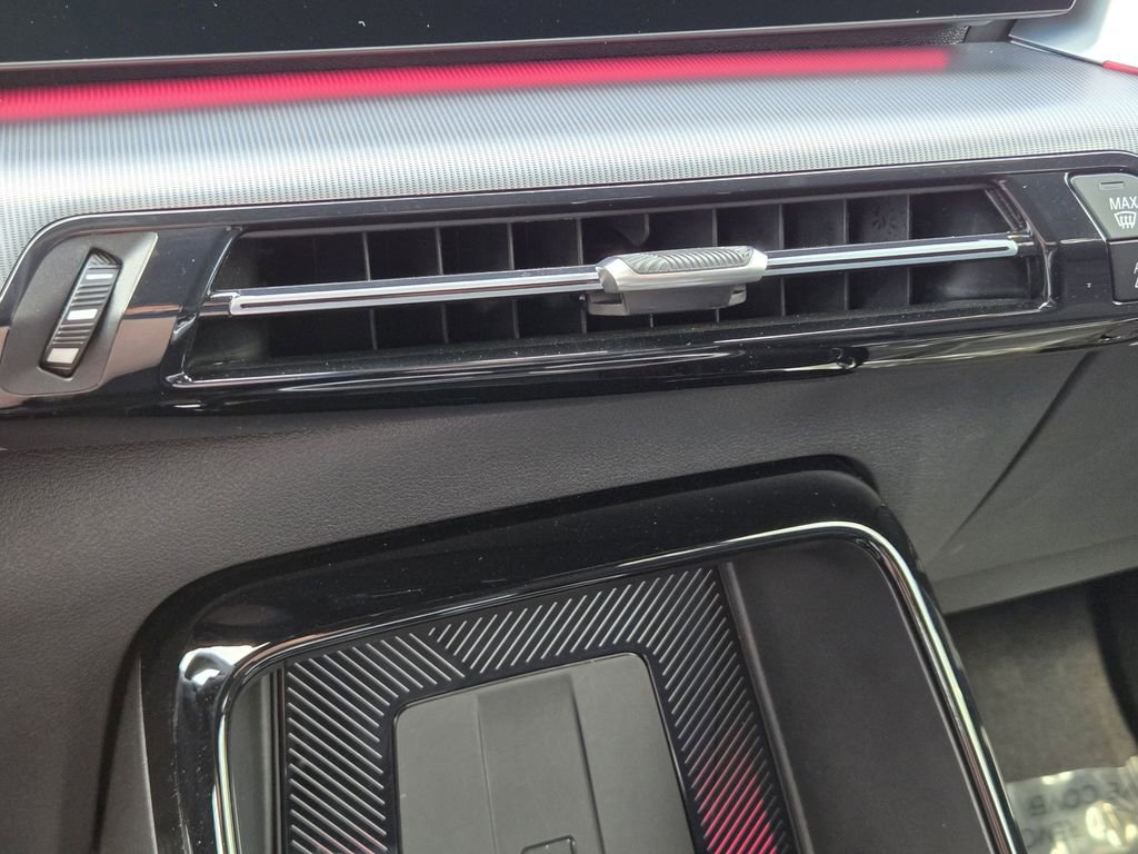 Certified 2025 BMW X1 xDrive28i w/ M Sport Package AWD/4WD image 22