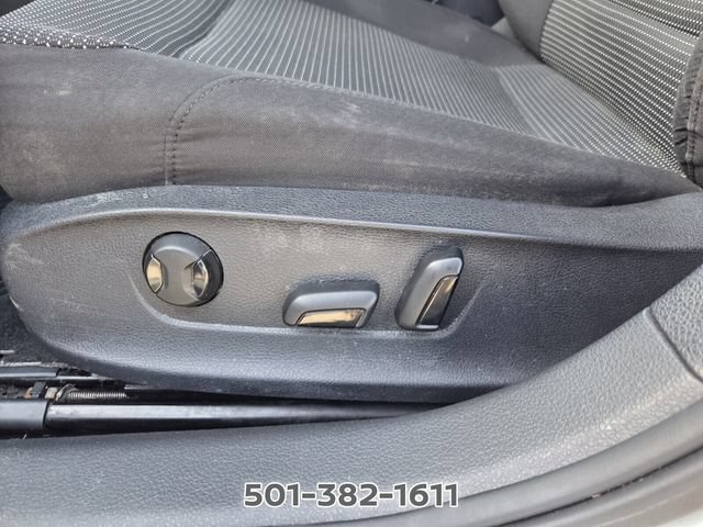Used 2018 Volkswagen Passat 2.0T S w/ Driver Assistance Package FWD image 18