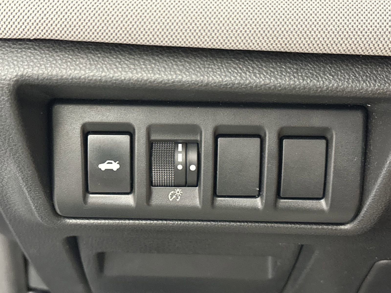 Used 2020 Subaru Legacy Premium image 22