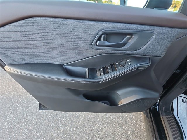 Certified 2021 Nissan Rogue S image 13