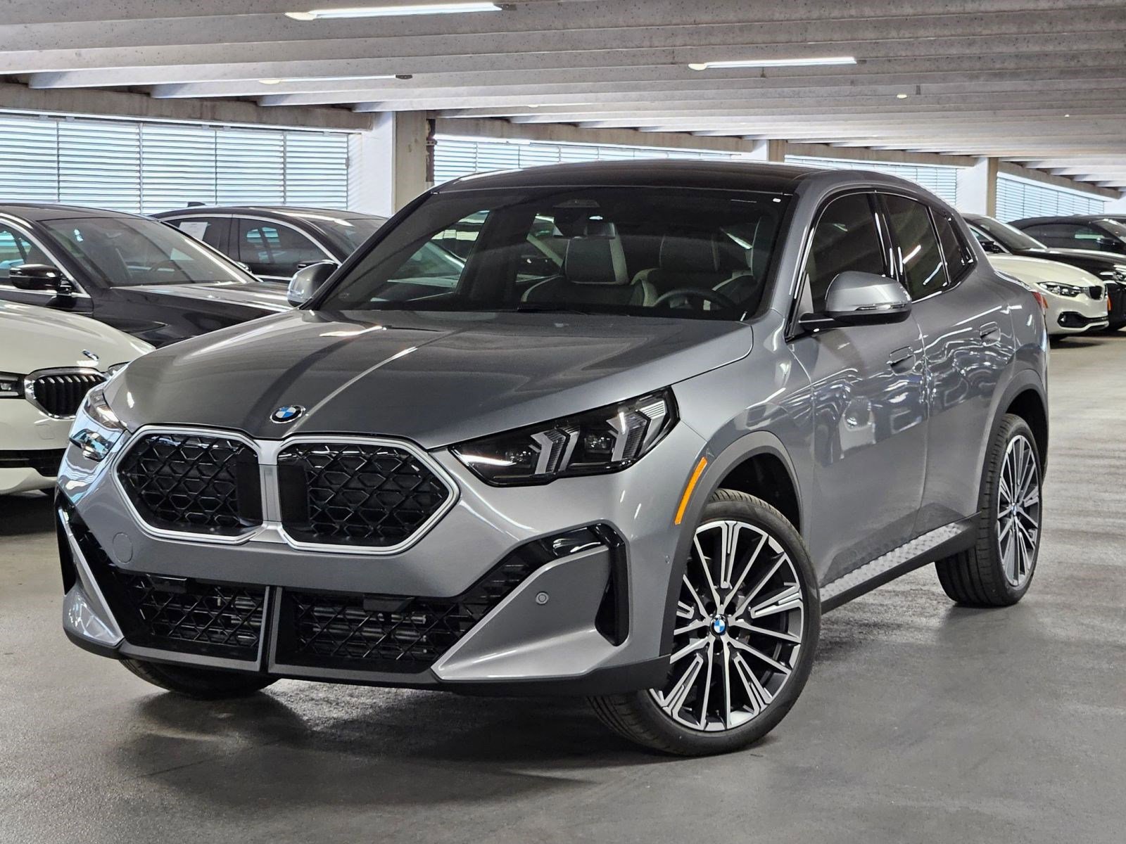 Used 2026 BMW X2 xDrive28i w/ Convenience Package image 1