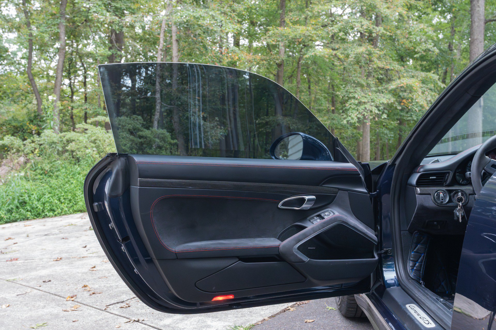 Used 2016 Porsche 911 Carrera GTS RWD image 16