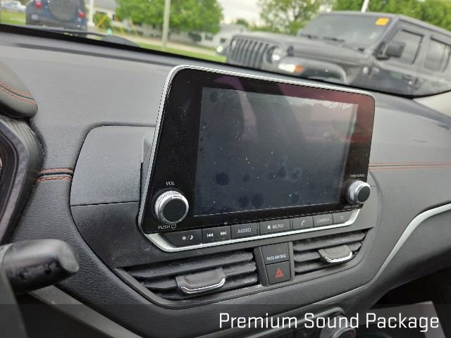 Used 2021 Nissan Altima 2.0 SR FWD image 11