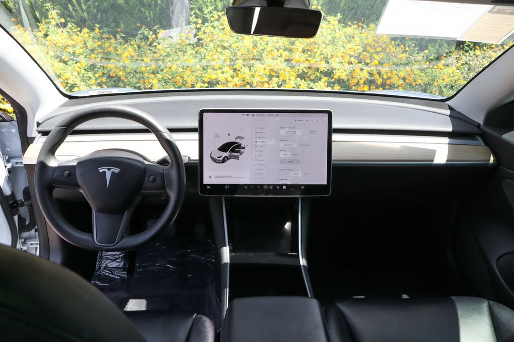 Used 2020 Tesla Model 3 Long Range AWD/4WD image 23