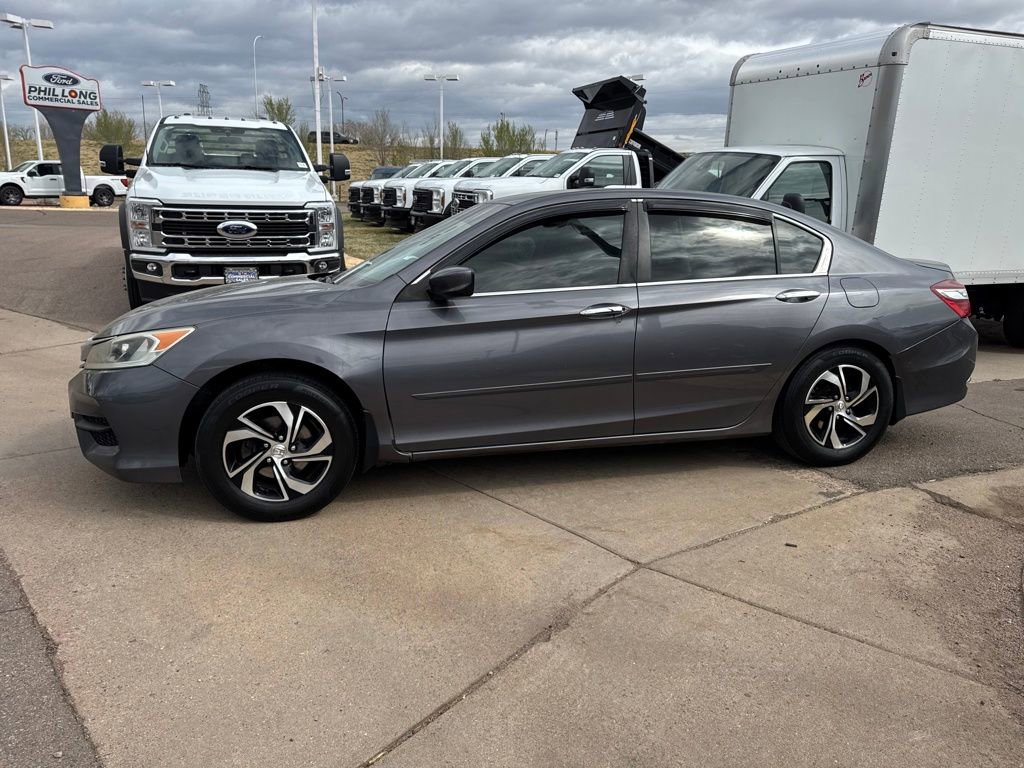 Used 2016 Honda Accord LX image 18