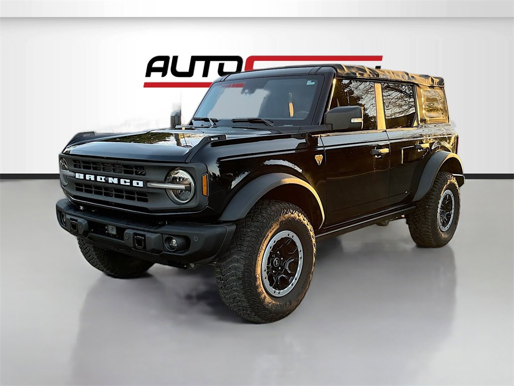 Used 2022 Ford Bronco Badlands image 3