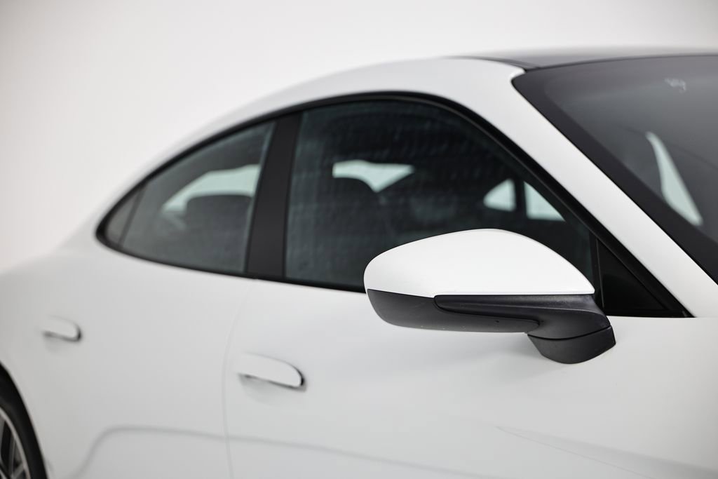 Certified 2022 Porsche Taycan image 16