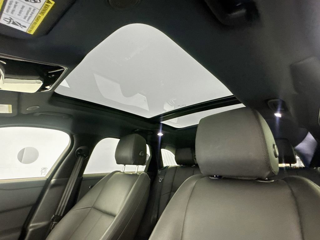 Used 2026 Land Rover Range Rover Velar S image 21