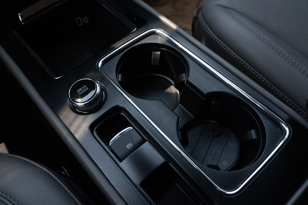 Used 2025 Lincoln Corsair Reserve FWD image 28