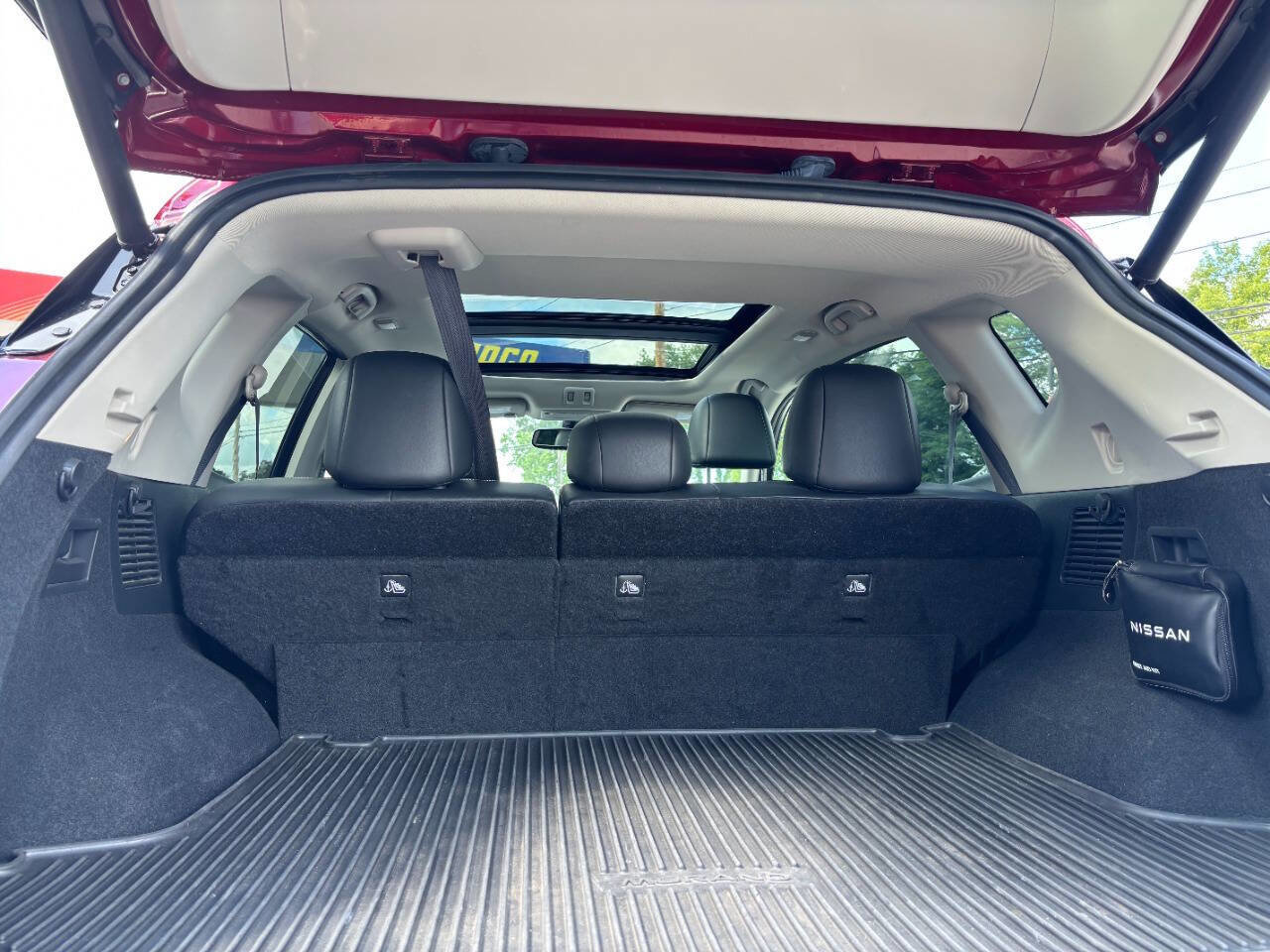 Used 2023 Nissan Murano SL w/ SL Moonroof Package image 18