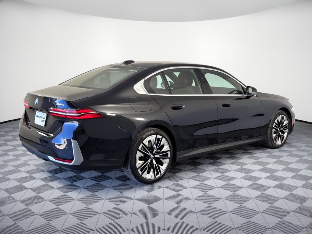 Used 2027 BMW 540i xDrive AWD/4WD image 9