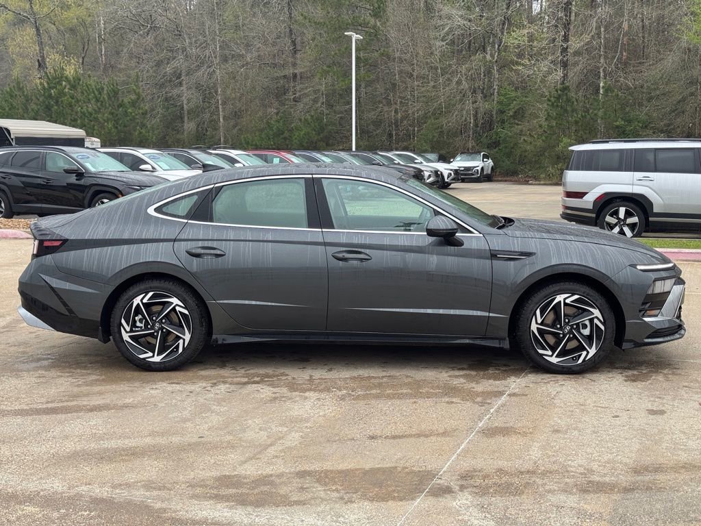 New 2026 Hyundai Sonata SEL FWD image 11
