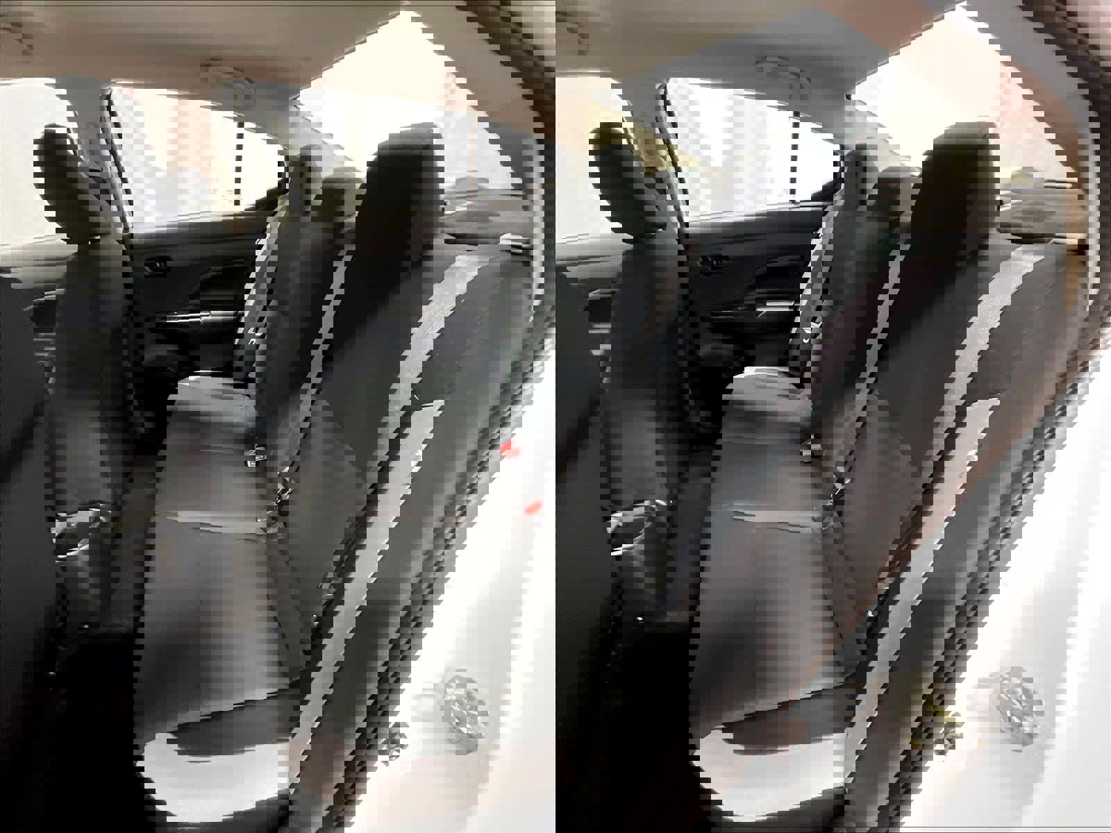 Used 2025 Nissan Versa S w/ Trunk Package image 15