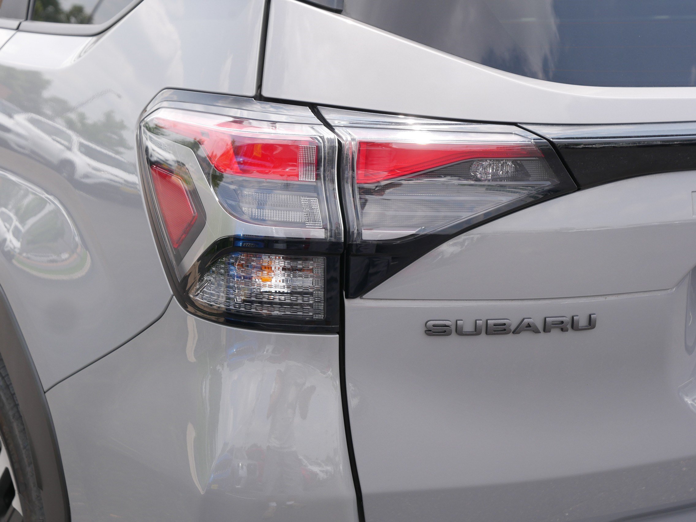 Used 2025 Subaru Forester Limited AWD/4WD image 17