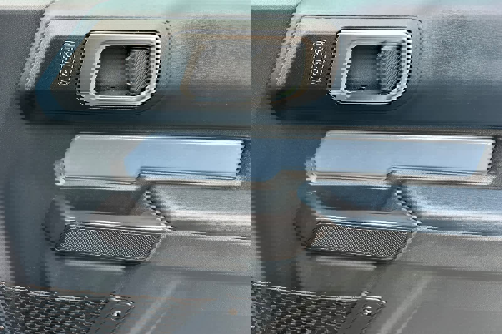 Used 2024 Ford Bronco Heritage Edition image 18