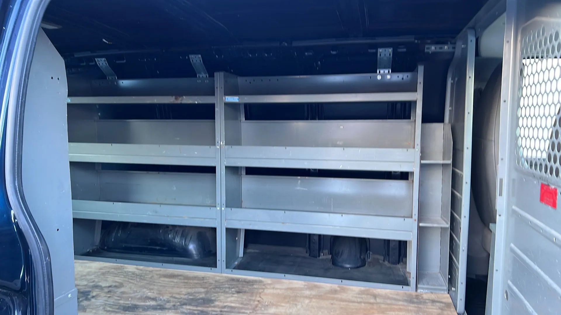 Used 2013 GMC Savana 2500 w/ Power Package image 17