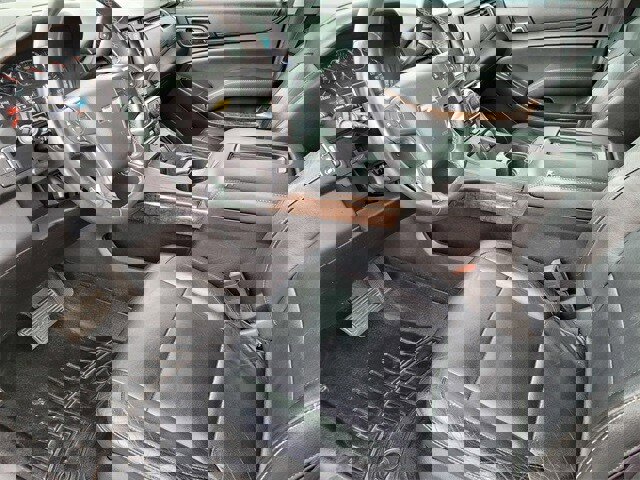 Used 2016 Chevrolet Suburban LT image 15