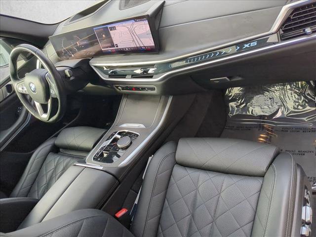 Used 2024 BMW X5 xDrive40i w/ Premium Package image 27