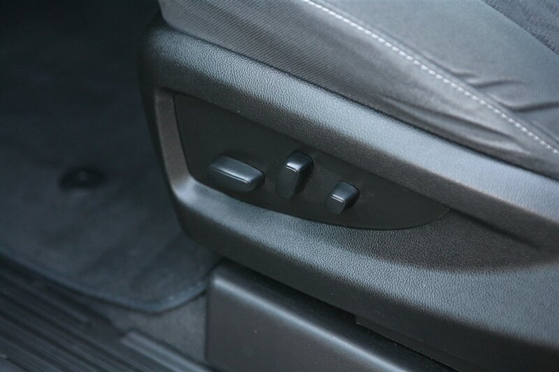 Used 2020 Chevrolet Suburban LS RWD image 10