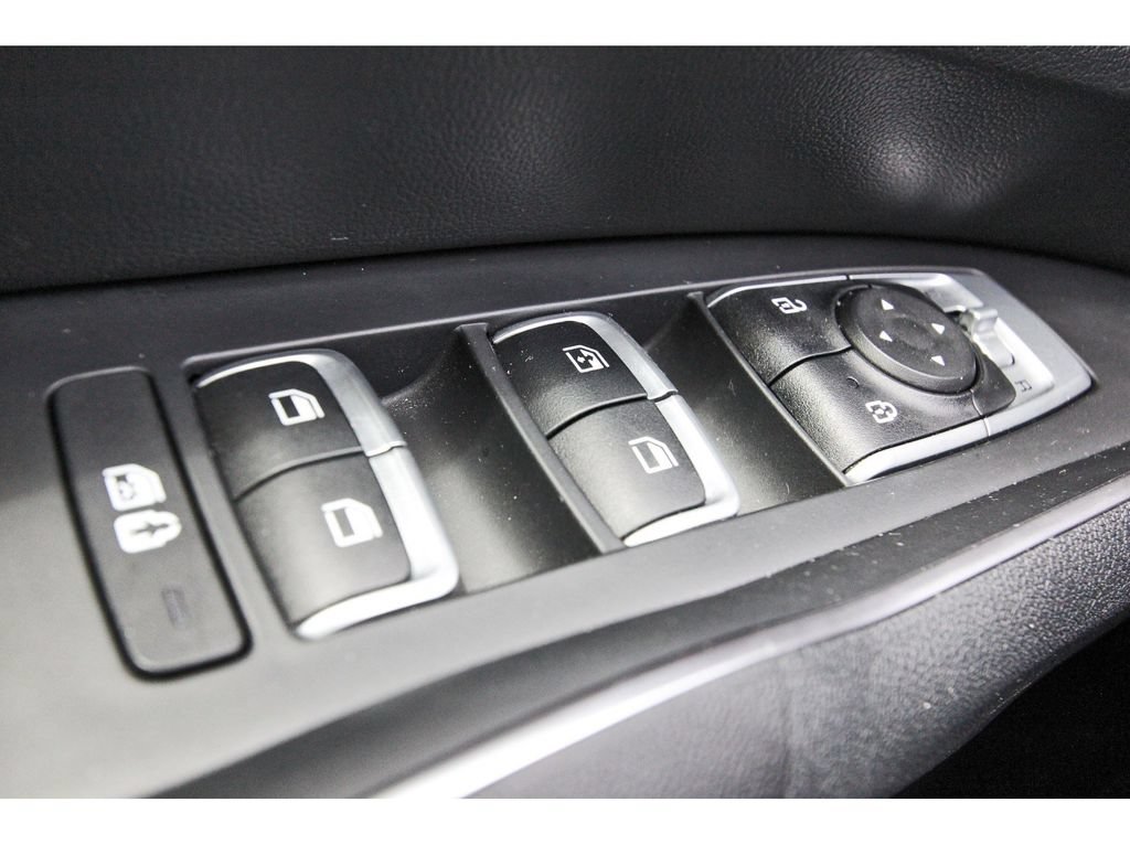 Used 2023 Kia Sorento S w/ Panoramic Sunroof Package FWD image 22