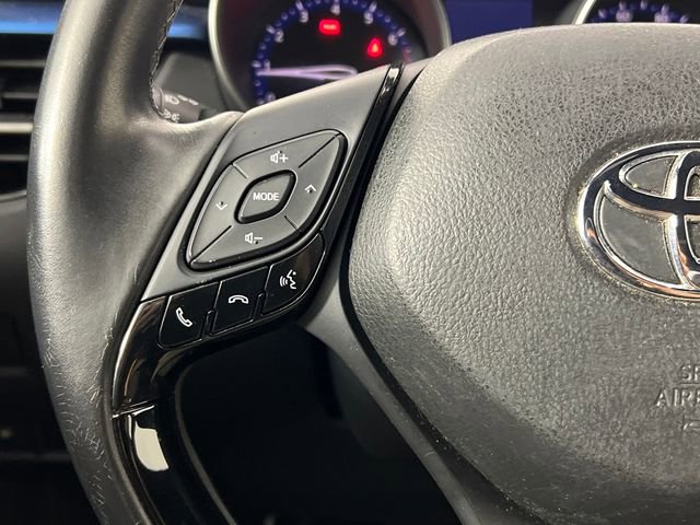 Used 2019 Toyota C-HR XLE image 8