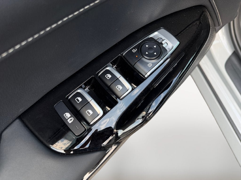 Used 2025 Kia K5 GT-Line FWD image 22
