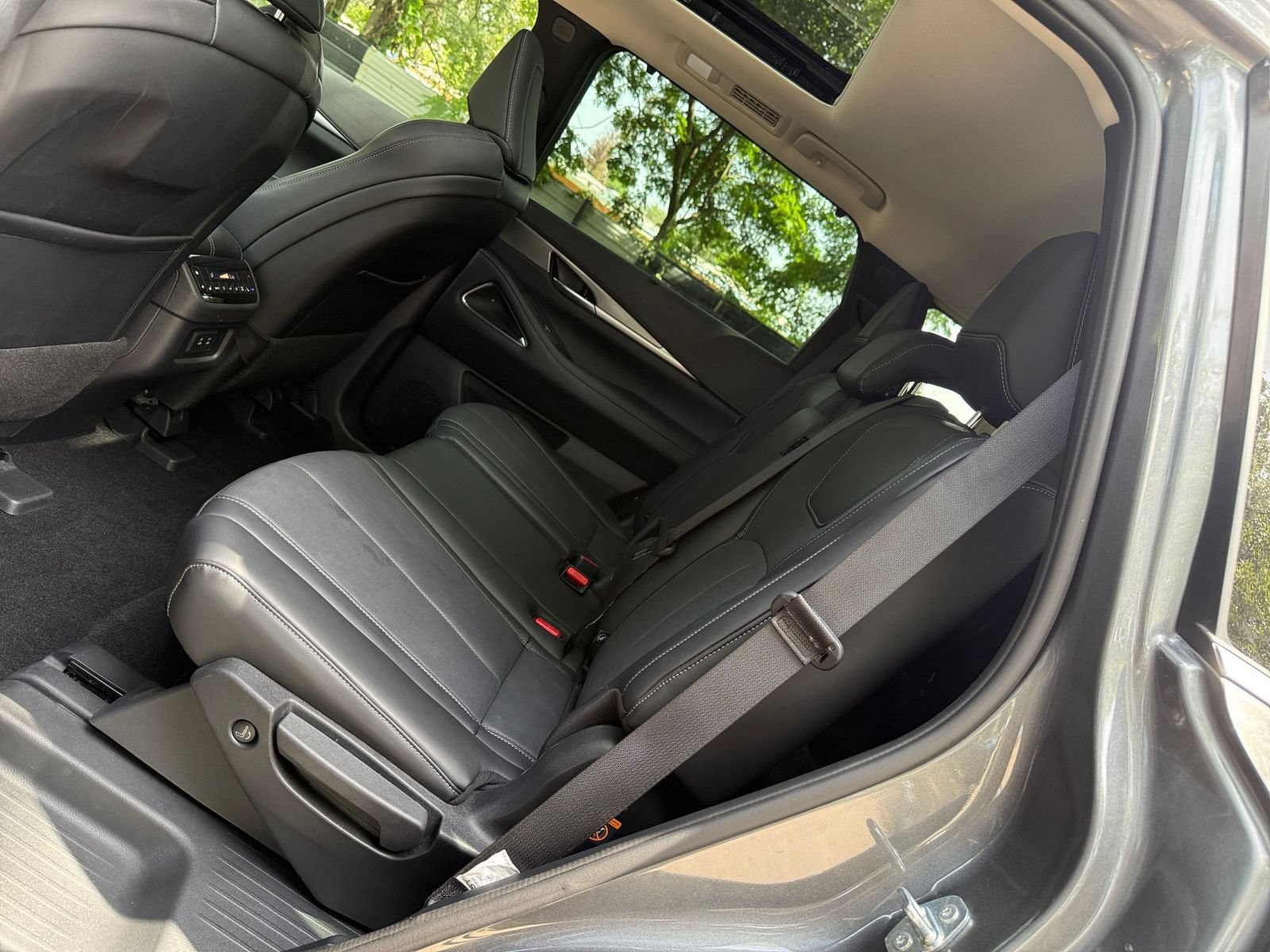 Used 2026 INFINITI QX60 Luxe FWD image 39