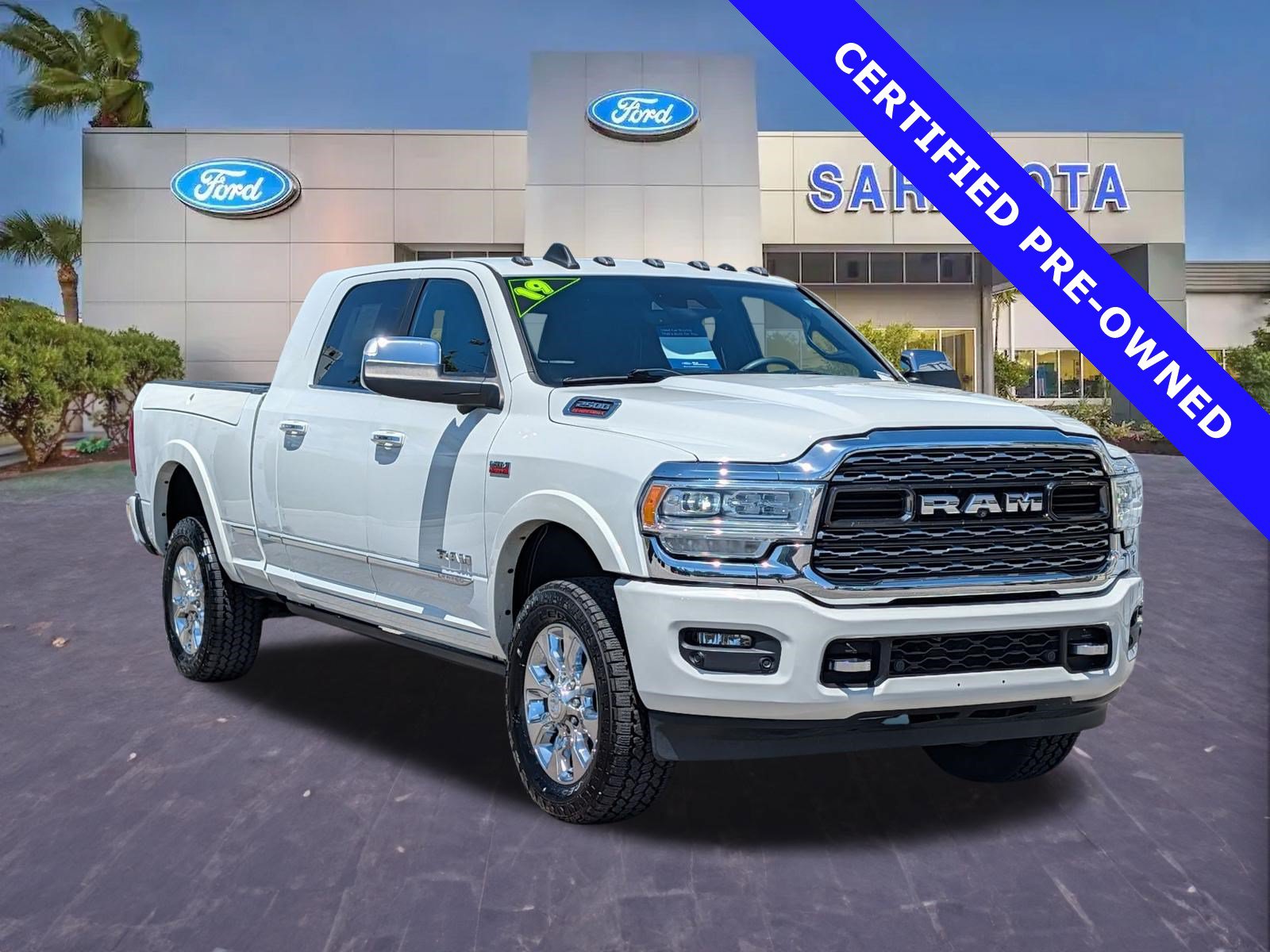 Used 2019 RAM 2500 Limited AWD/4WD image 1