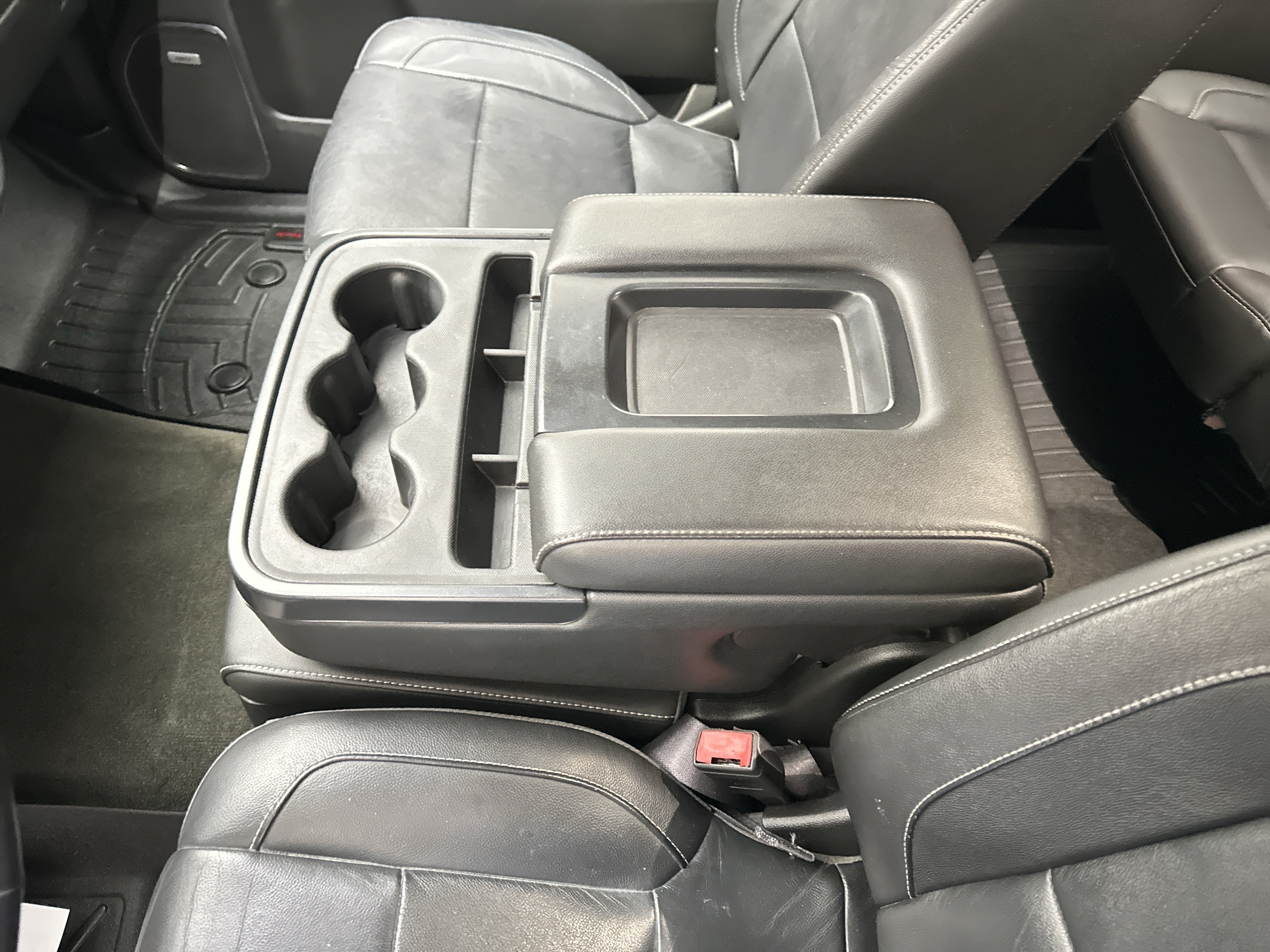 Used 2016 Chevrolet Silverado 1500 LTZ w/ Sport Package AWD/4WD image 40