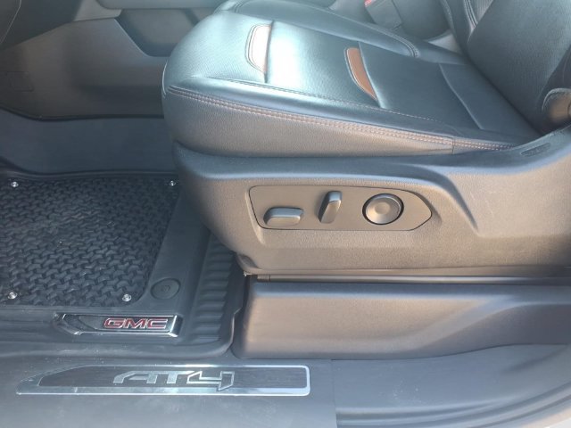Used 2022 GMC Sierra 1500 AT4 w/ AT4 Preferred Package AWD/4WD image 16