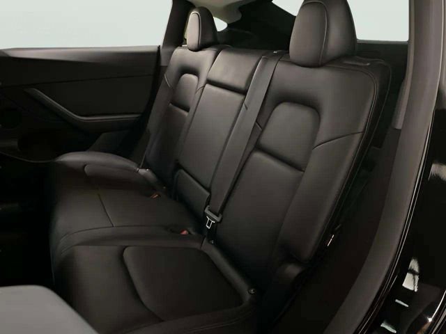 Used 2023 Tesla Model Y Performance image 62