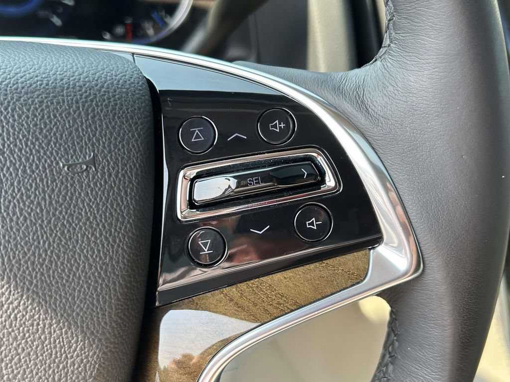 Used 2020 Cadillac Escalade Luxury AWD/4WD image 25