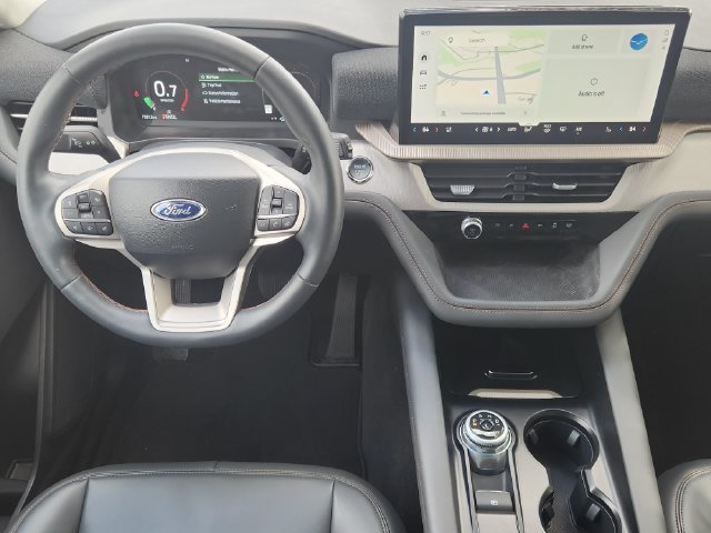 Used 2025 Ford Explorer Active w/ Active Comfort Package RWD image 27